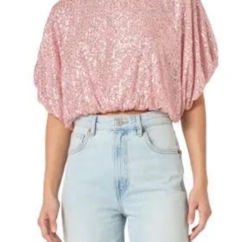 New with tag. Endless Rose Pink Sequin puff Cropped Top